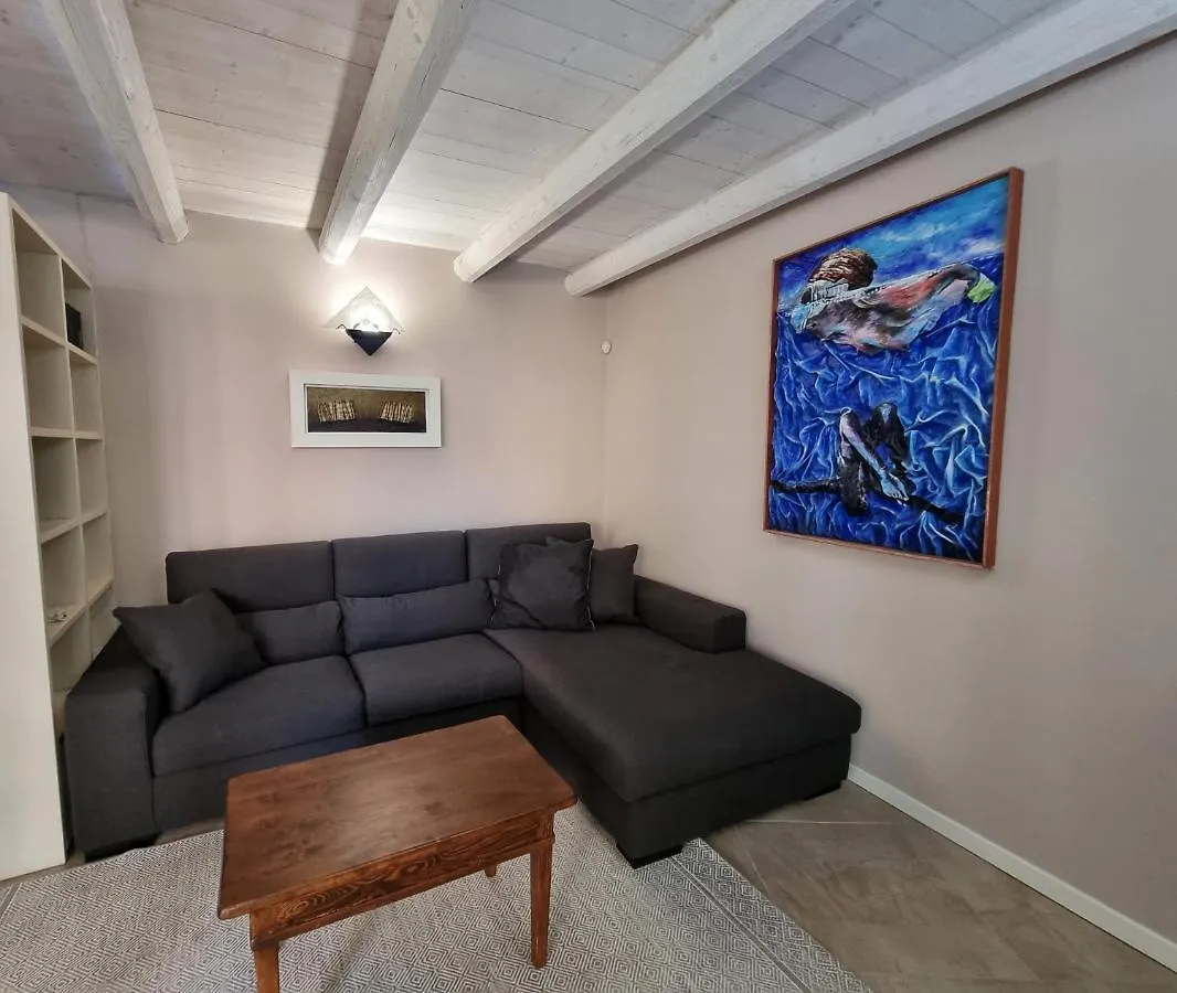 Appartamento Little Queen-By Goccia Di Lago Desenzano del Garda Apartment