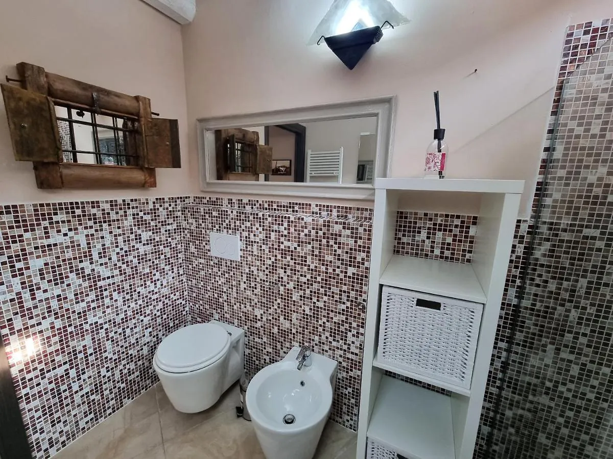 Appartamento Little Queen-By Goccia Di Lago Desenzano del Garda Apartment