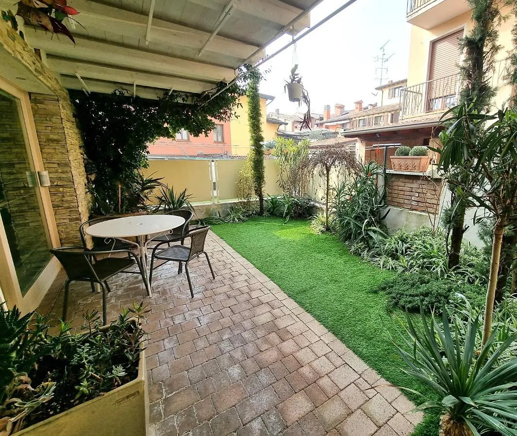 Appartamento Little Queen-By Goccia Di Lago Desenzano del Garda